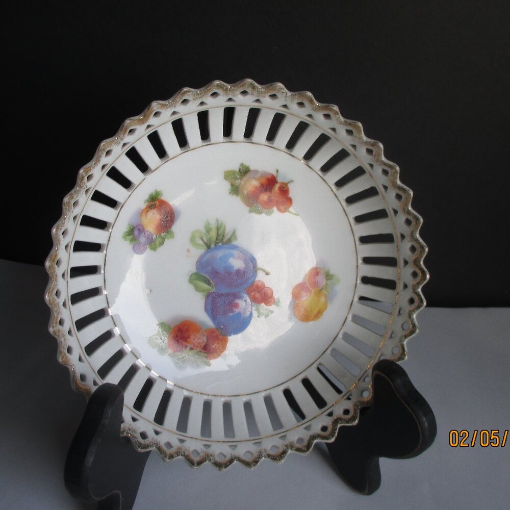 Vintage Carl Schumann Riticulated Porcelain Bowl/5.5 inches/Hand Painted